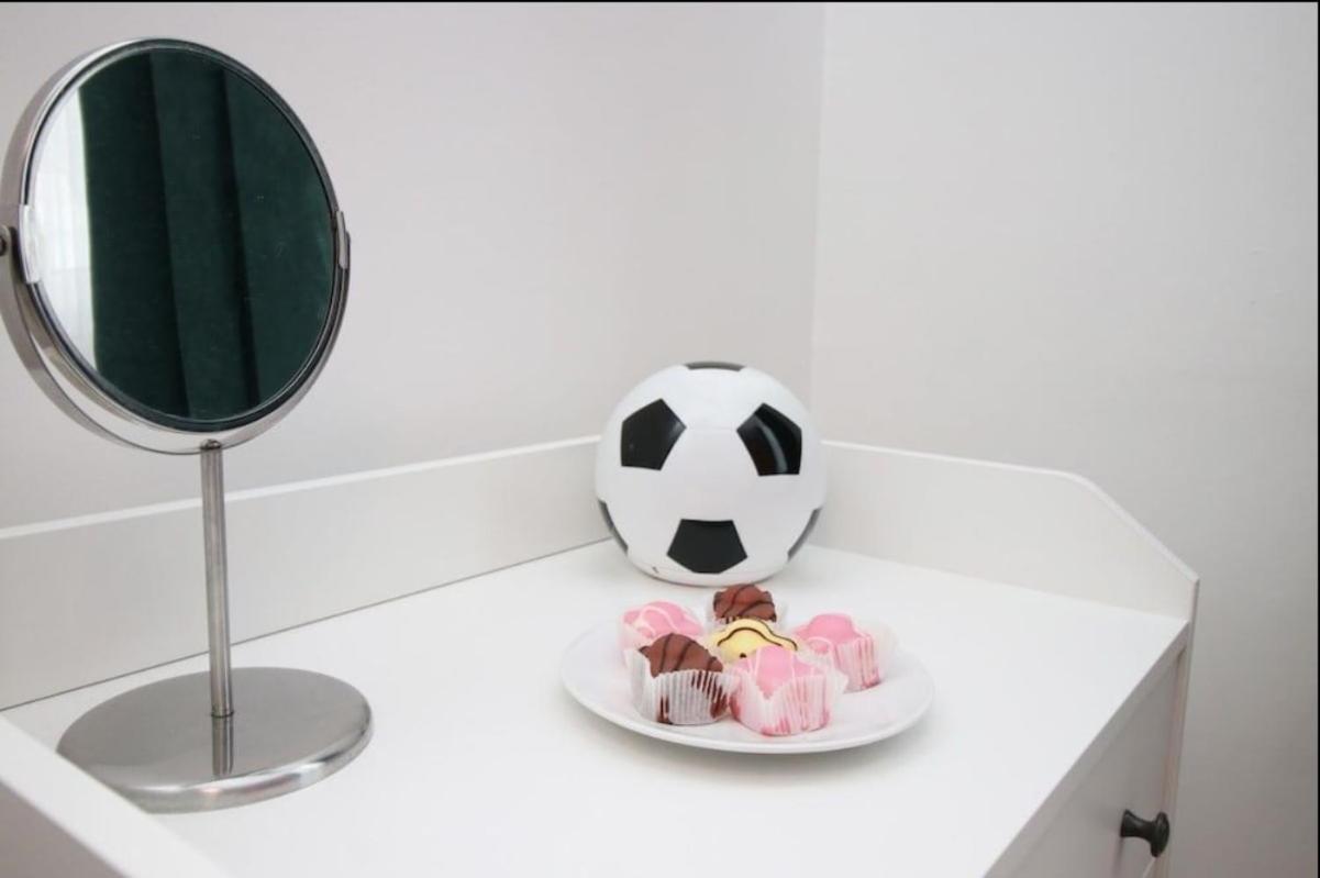 Principality House By Mia Living 3 Bedroom Apartment A 5 Min Walk To Principality Stadium Кардіфф Екстер'єр фото