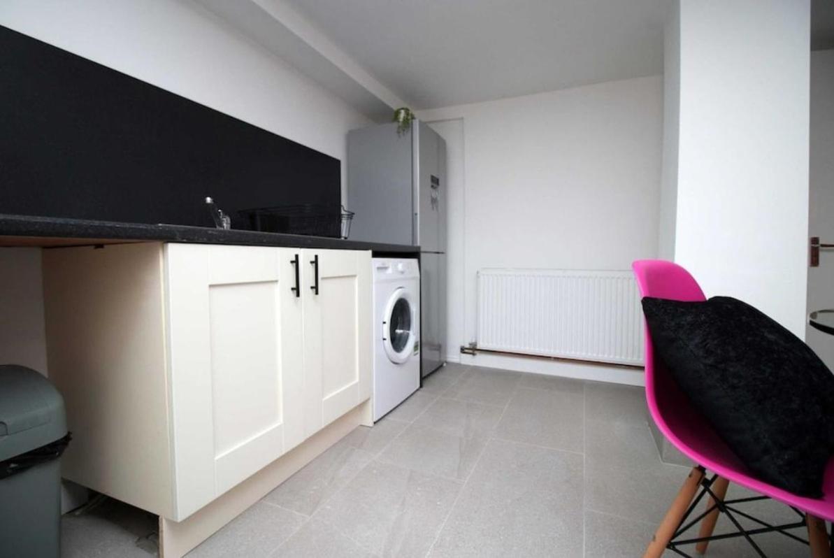 Principality House By Mia Living 3 Bedroom Apartment A 5 Min Walk To Principality Stadium Кардіфф Екстер'єр фото